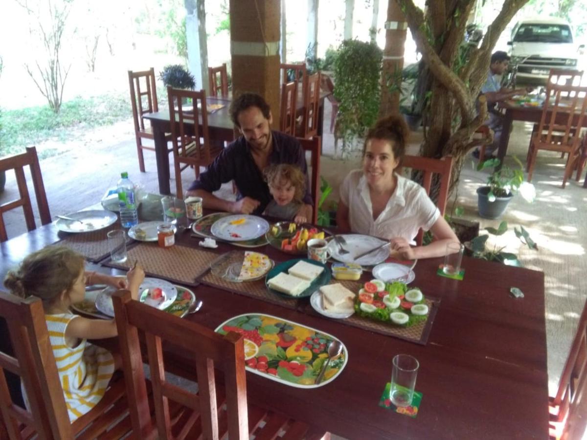 Lavish Eco Jungle Hotel Tissamaharama Bagian luar foto
