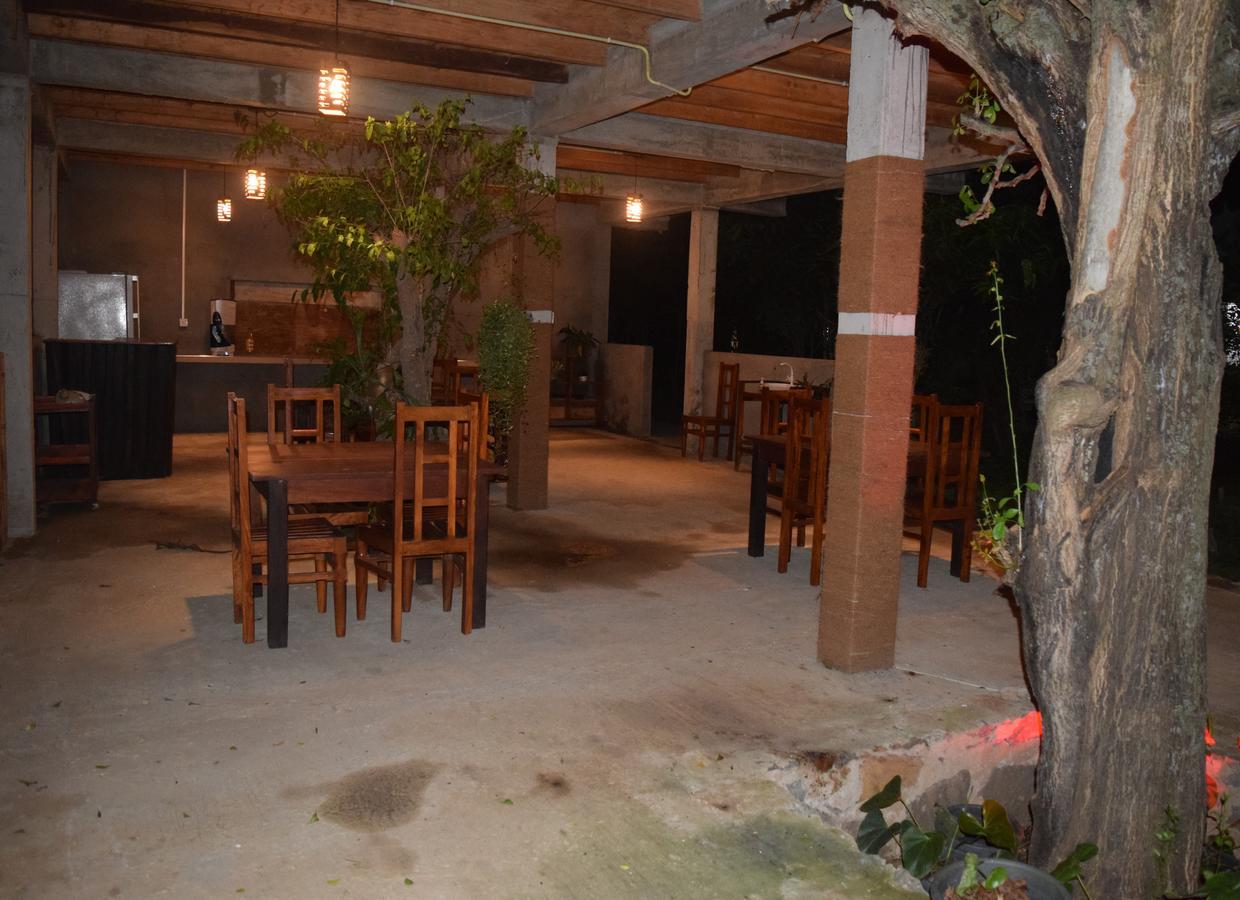 Lavish Eco Jungle Hotel Tissamaharama Bagian luar foto
